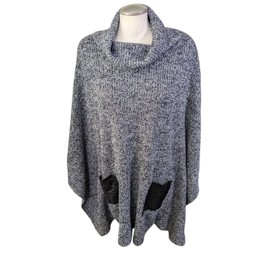 Womens Plus 2X NEW Gray Poncho Cape Cowl Neck Ribbed Sweater Contrasting Pockets